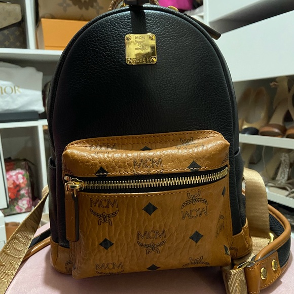 Authentic MCM small backpack - Picture 2 of 8
